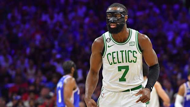 Boston Celtics guard Jaylen Brown (7).